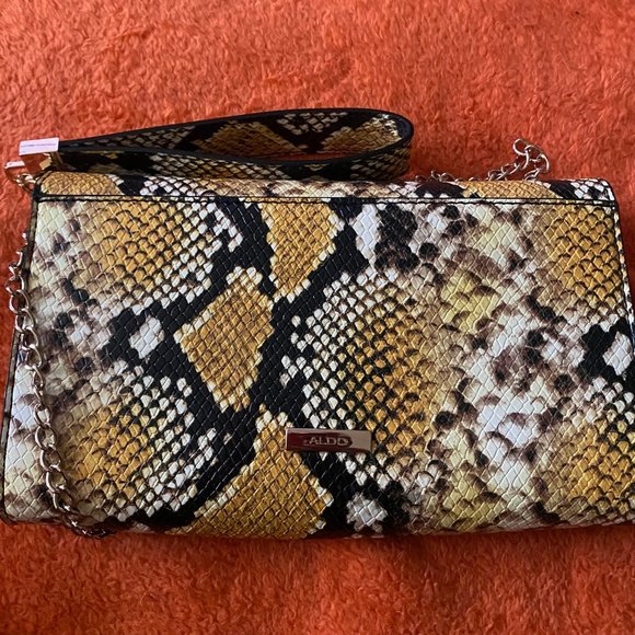 ALDO BLACK, YELLOW AND WHITE BOOTS AND MATCHING POCKETBOOK - Picture 5 of 8